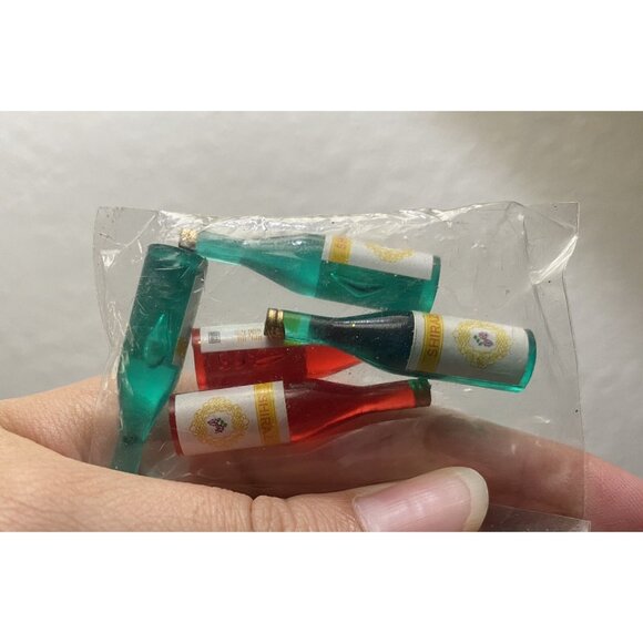 Miniature Figure Beverage Bottles of Wine - Set of 5 Red/Green Dollhouse Size - Picture 1 of 2